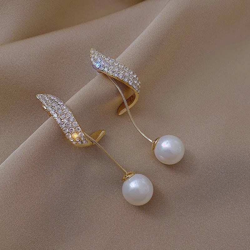 Pearl Dangle Earrings