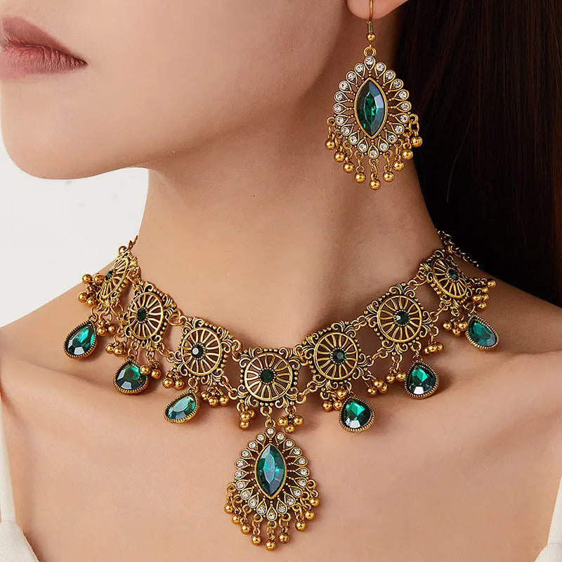 Vintage Pendant Jewelry Set