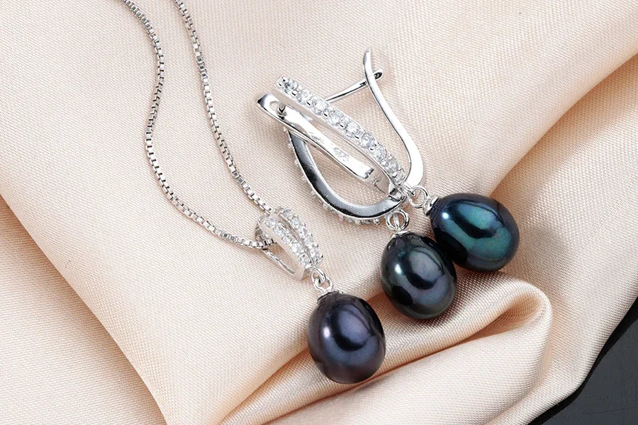 Freshwater Pearl Earrings & Necklace Jewelry Set