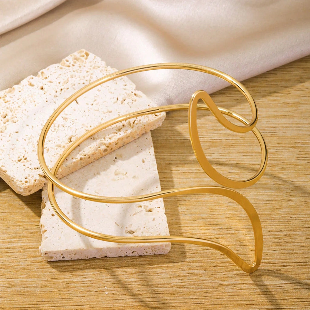 Arm Bracelet Vintage Gold